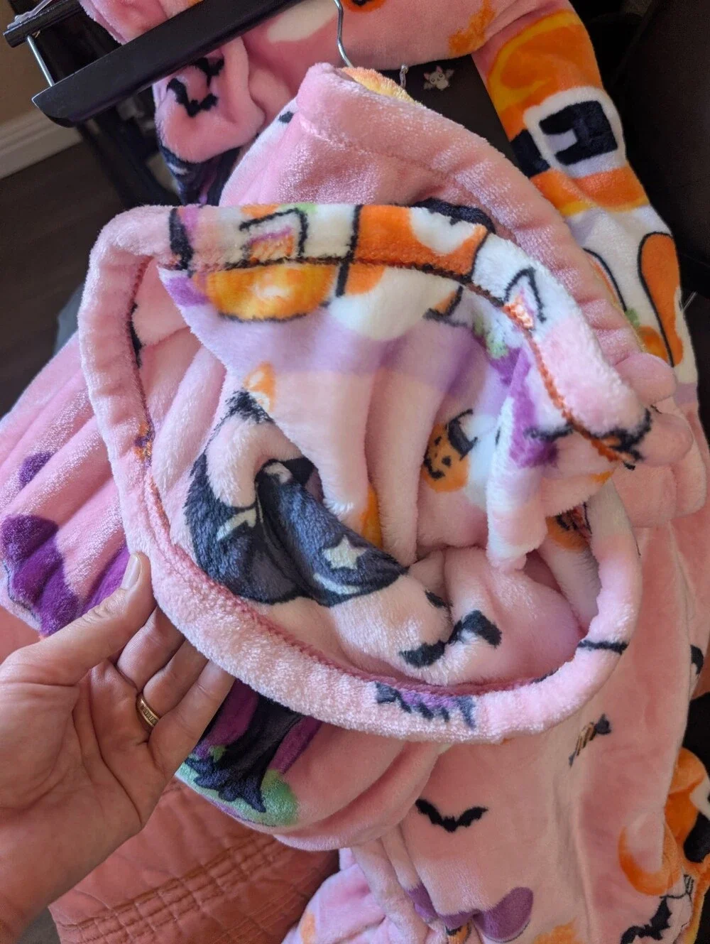 🎃🩷 Girly Pink Halloween Plush Throw Blanket 60x70 | BOOVILLE, NWT